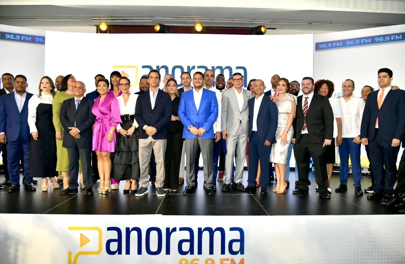 Grupo de Medios Panorama y SD Media relanzan emisora radial Panorama FM 96.9 con grandes líderes de la comunicación dominicana