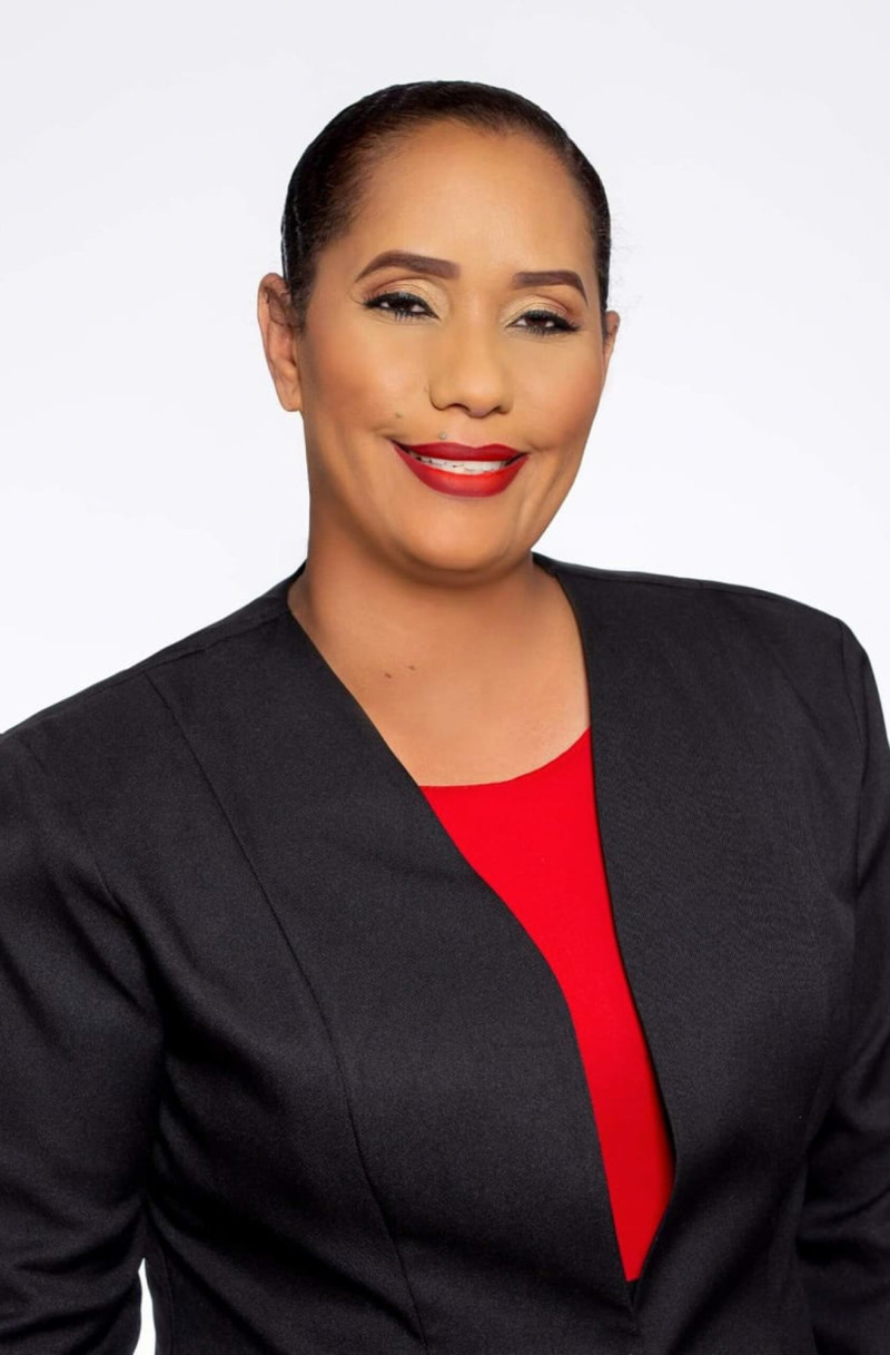 Muere ministra de Educación de Trinidad y Tobago en un incendio con sus dos hijos