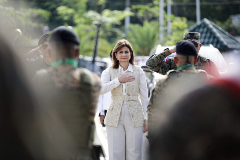 El país quedará bajo el mando de Raquel Peña por cinco días