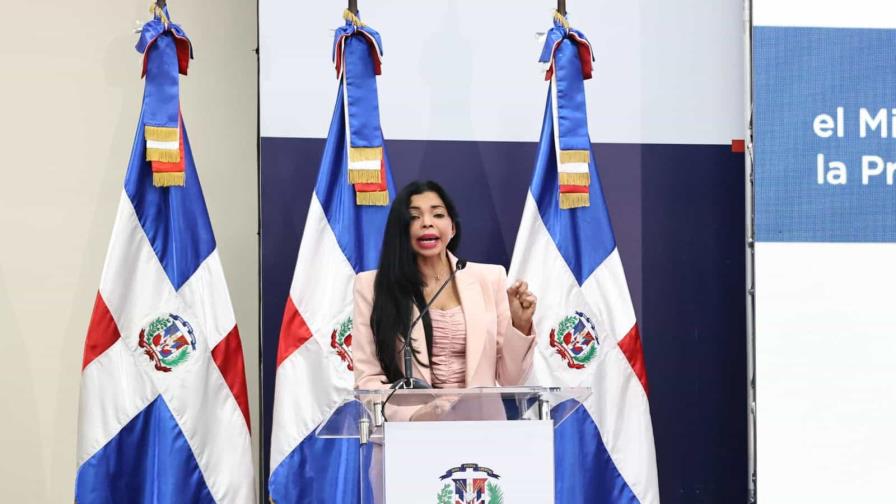 Personalidades reaccionan tras elección de Yeni Berenice Reynoso como procuradora general