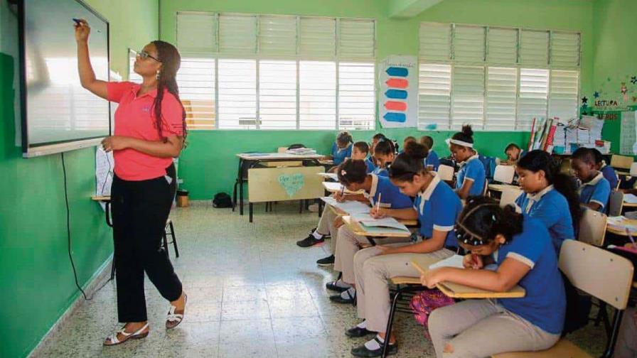 Educación anuncia regreso de «Futuro a Mil», el bono educativo para estudiantes de escuelas