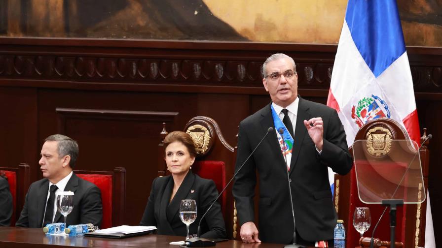 El presidente Abinader pasa balance al sector salud durante discurso de rendición de cuentas