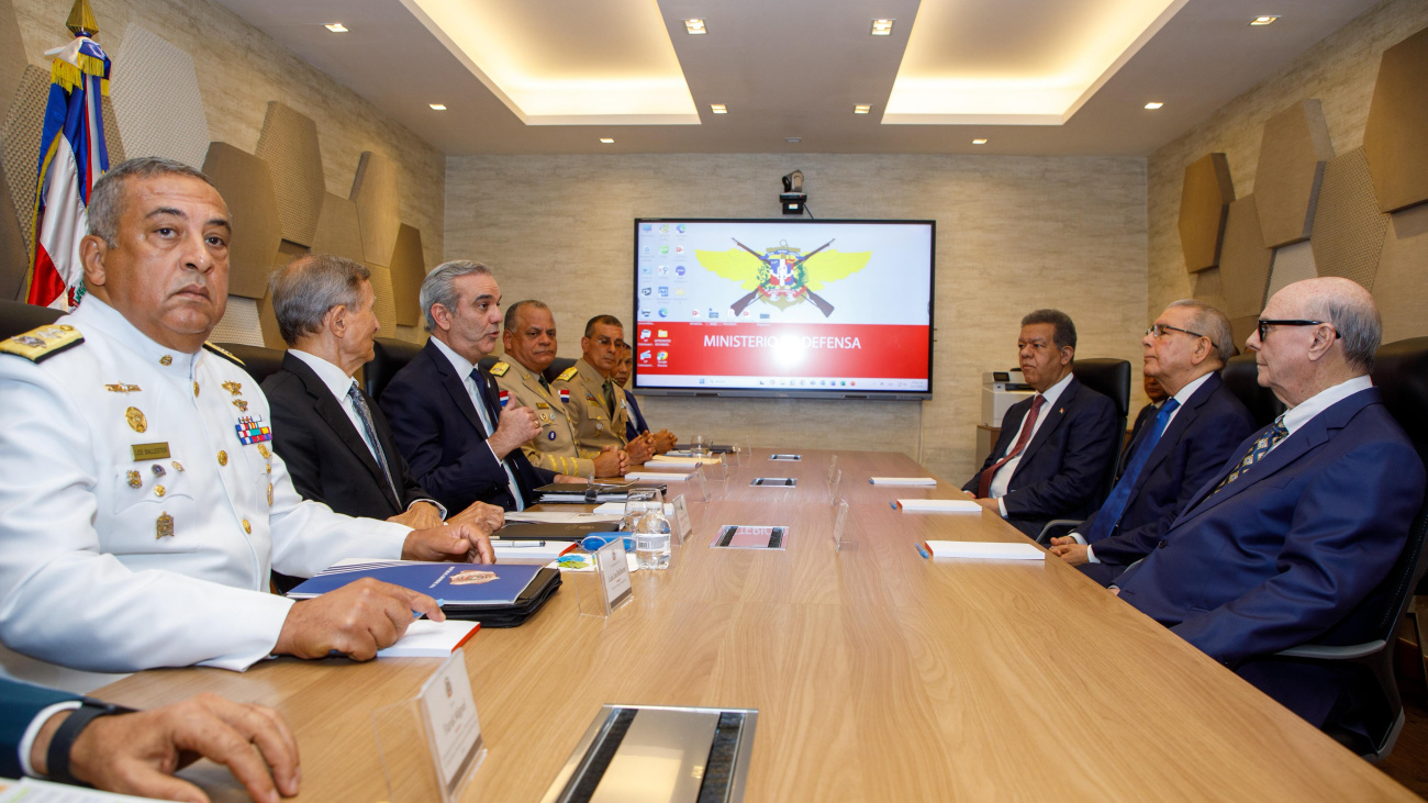 Gobierno replanteará la política del Estado frente a la crisis haitiana, tras reunión histórica