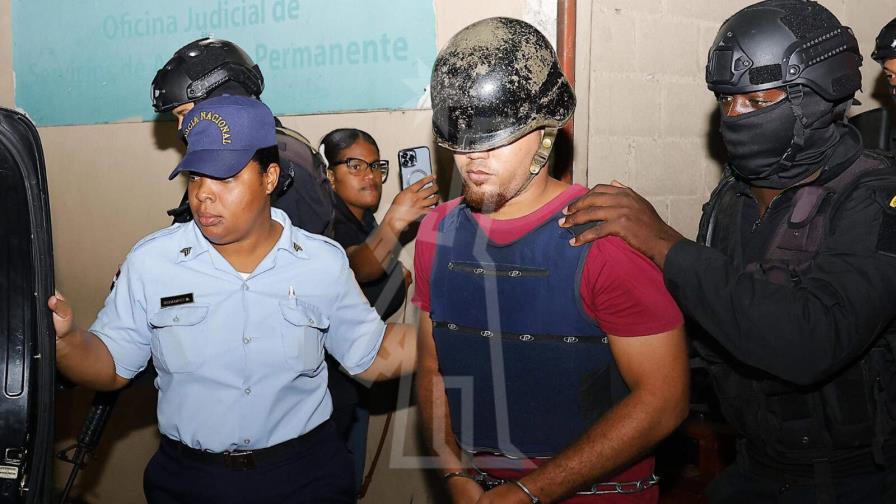 Dictan un año de prisión preventiva a acusado de matar a Paula Santana