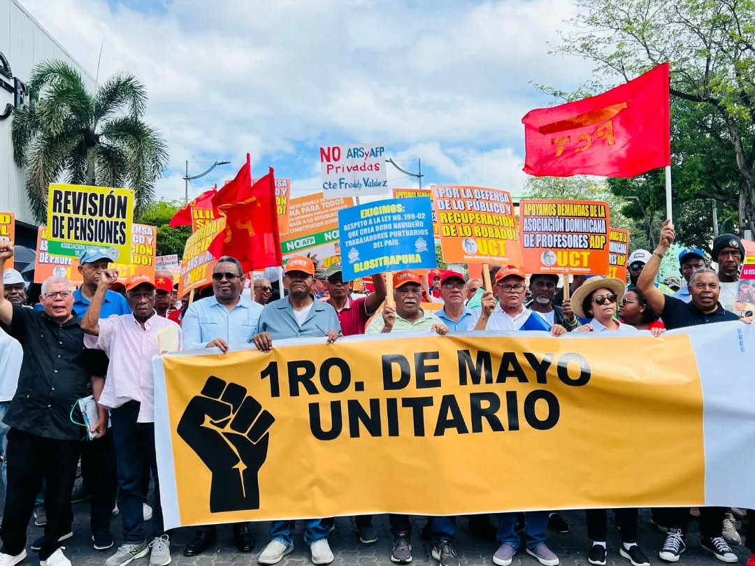Trabajadores marchan en defensa de sus derechos y por una reforma profunda al sistema de seguridad social
