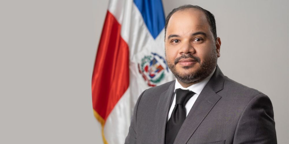 Defensor del Pueblo critica proyecto de ley sobre libertad de expresión por posibles riesgos a la democracia