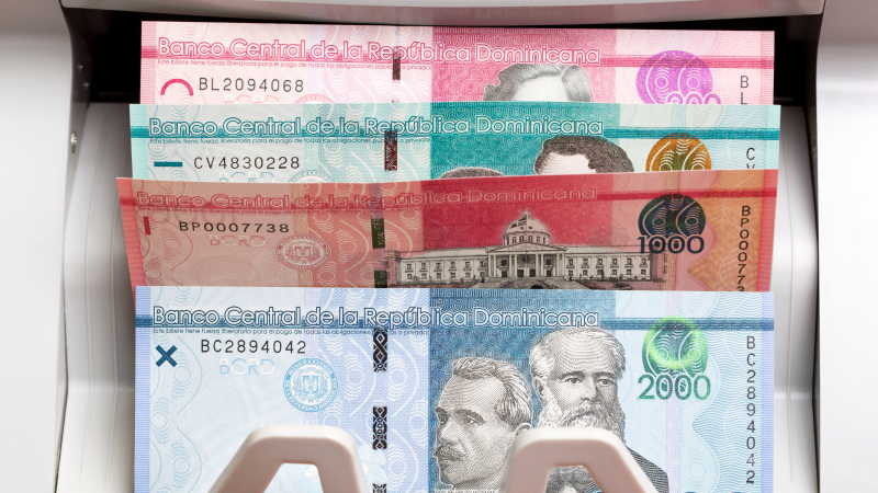 Diputados aprueban elevar a 30 % pago de nóminas, incluidas remuneraciones de funcionarios electivos
