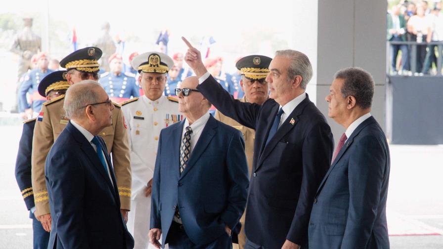 Representantes de Abinader y de expresidentes se reunieron este martes para organizar agenda del CES