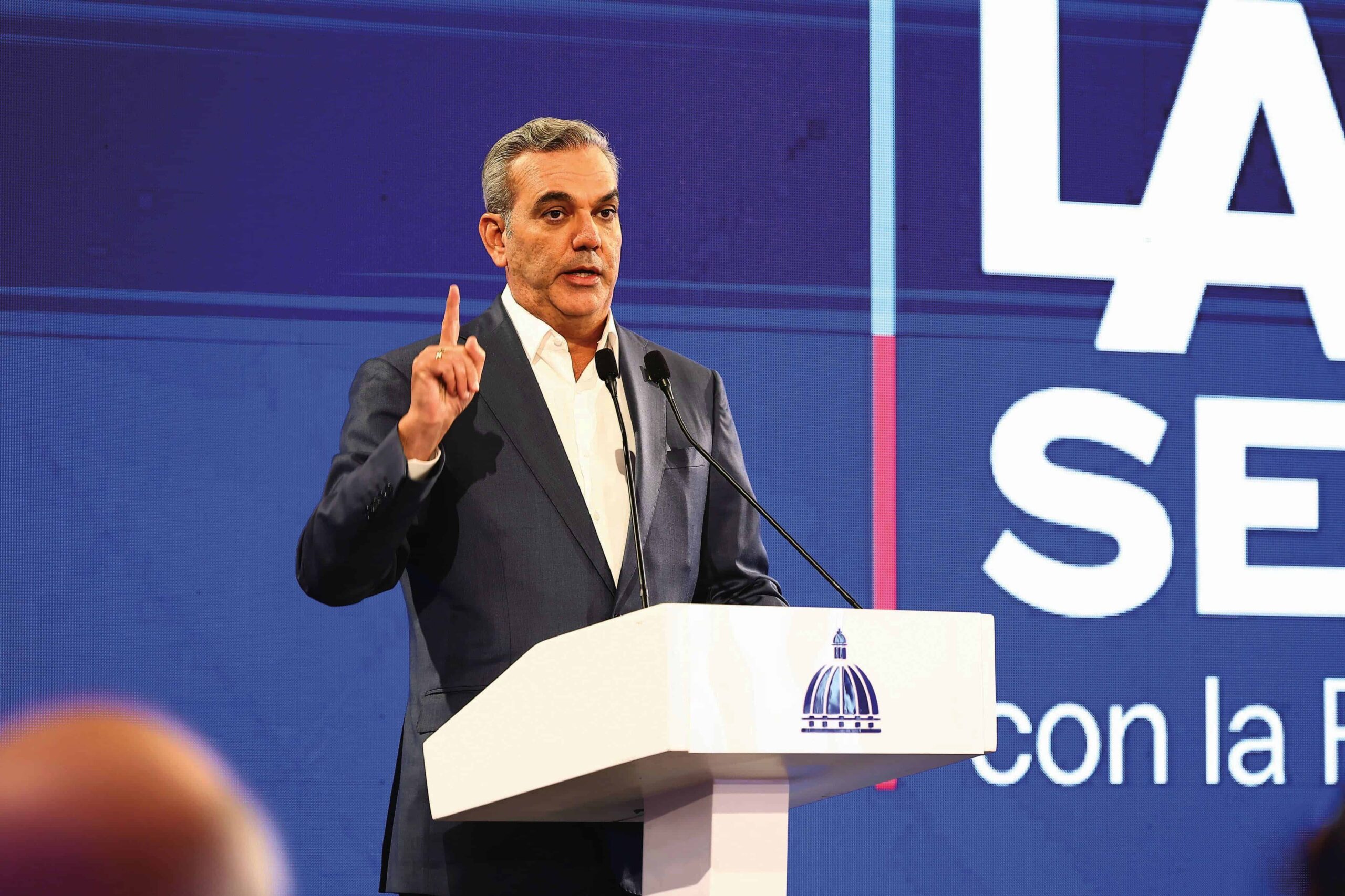 Abinader asegura que proyecto de ley de libertad de expresión no «tiene ni una coma» aportada por él