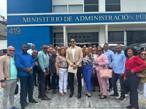 Exdirectores del Minerd denuncian degradación salarial y trato desigual en sus condiciones laborales