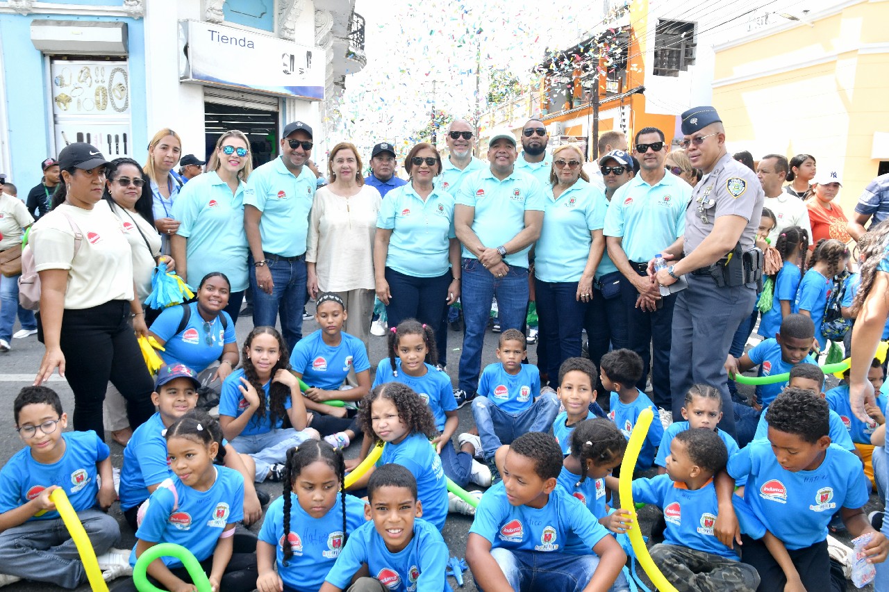 La Vega celebra con éxito el inicio de las Olimpiadas Infantiles Municipales 2025 bajo el lema “Somos Guardianes del Medio Ambiente”