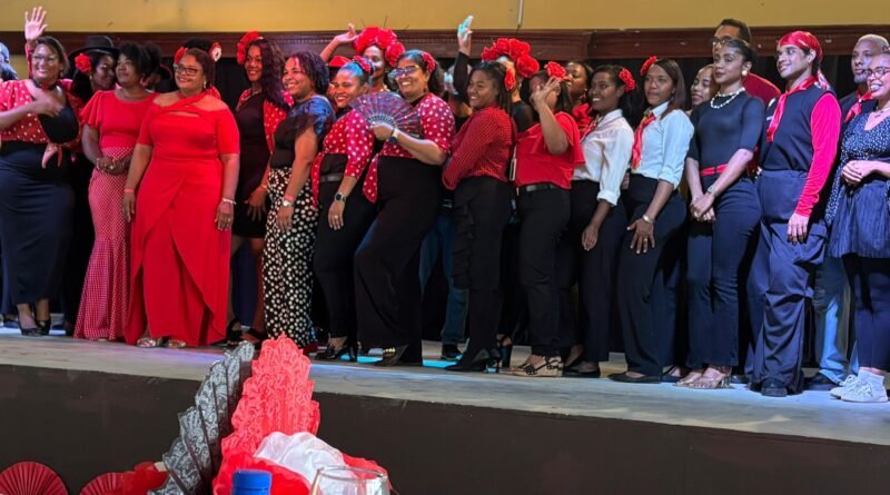 Centro Educativo en Artes de Boca Chica Eugenio María de Hostos celebra exitosa gala cultural “España en escena”. Centro Educativo en Artes de Boca Chica Eugenio María de Hostos celebra exitosa gala cultural “España en escena”.